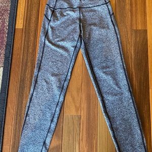 Lululemon pants. Size 4. Nearly new!